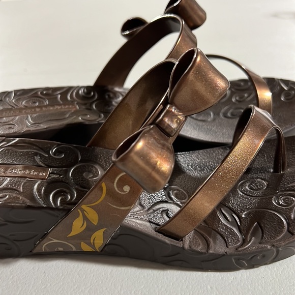 Ipanema wedge with bow sandals - Picture 8 of 9